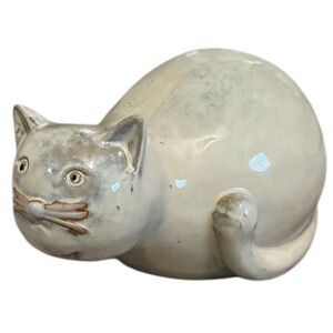 Vintage Large‎ Ceramic Resting Glazed Pottery Pale Chubby Loafing Cat Figurine